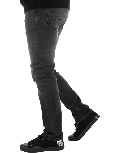 Vamur Hombre Negro Jeans |X Arrow®